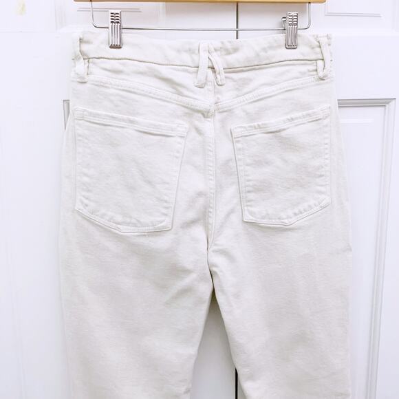 Good American Good Classic Slim Straight Jeans - Picture 5 of 9